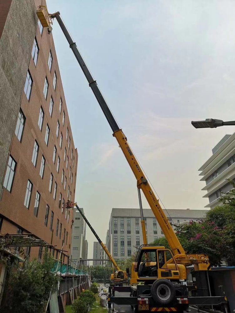 龙湖镇汽车吊出租哪家好，选择最靠谱的服务商指南