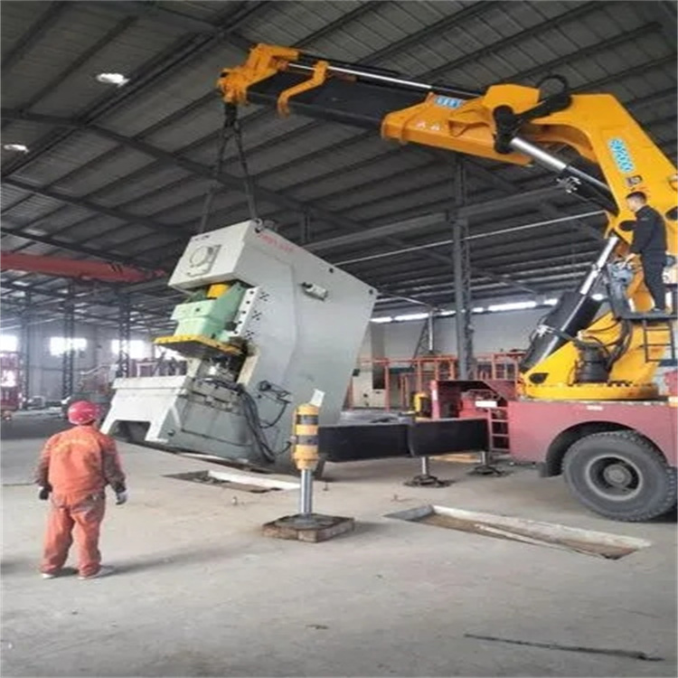 龙湖镇80吨折臂吊车出租附近电话